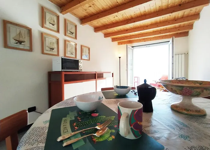 Monia House Sea View