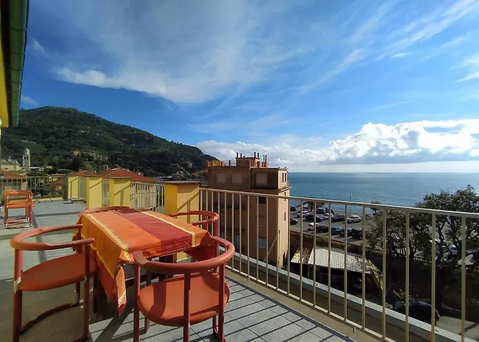 Monia House Sea View